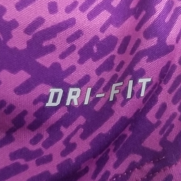 Nike drifit running tank - Picture 6 of 6
